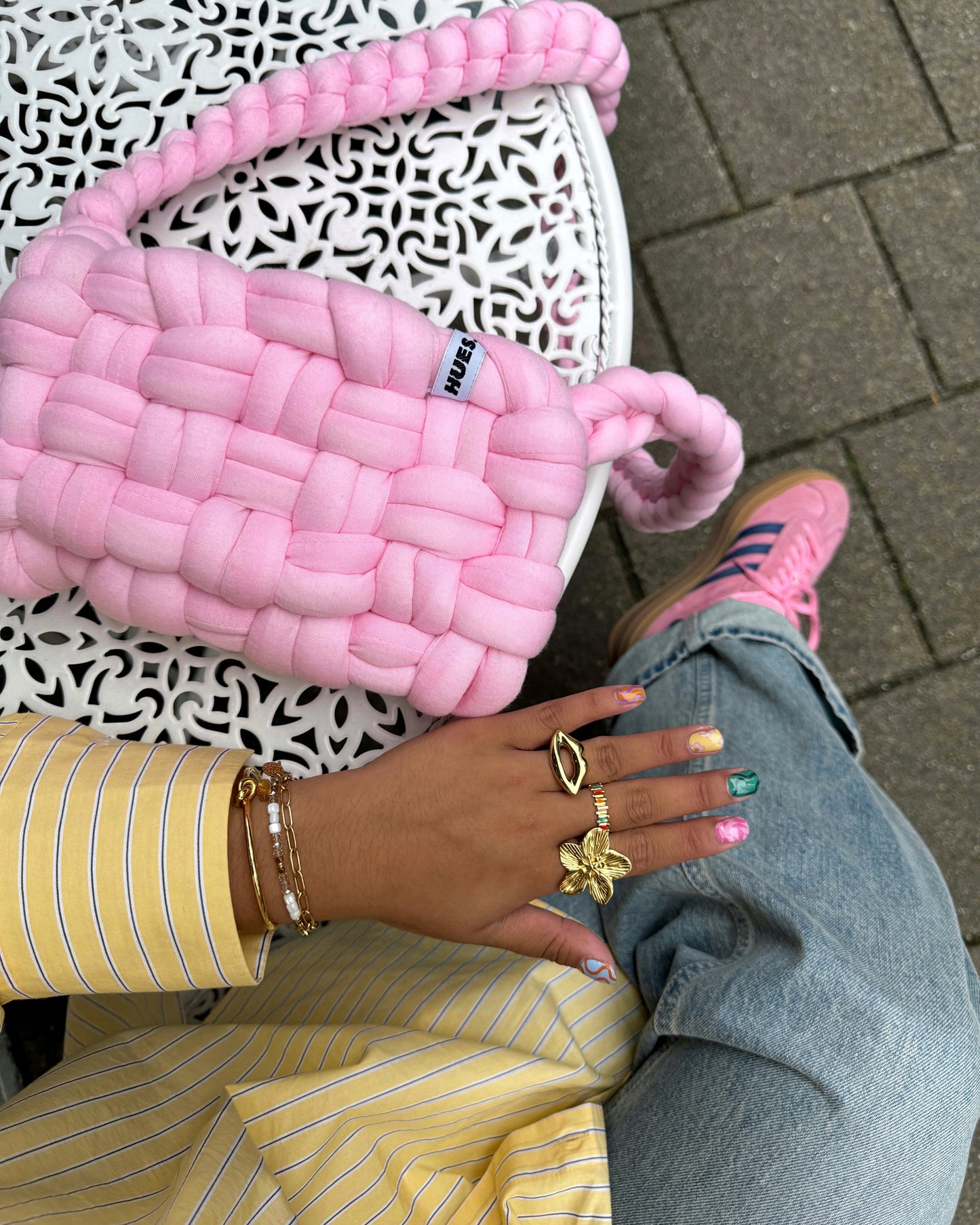 HUES STUDIOS | Shao bag Pink 🩷 | Lichtroze | Chunky yarn | Crochet | Gehaakte tas | Detail | Bestel nu!