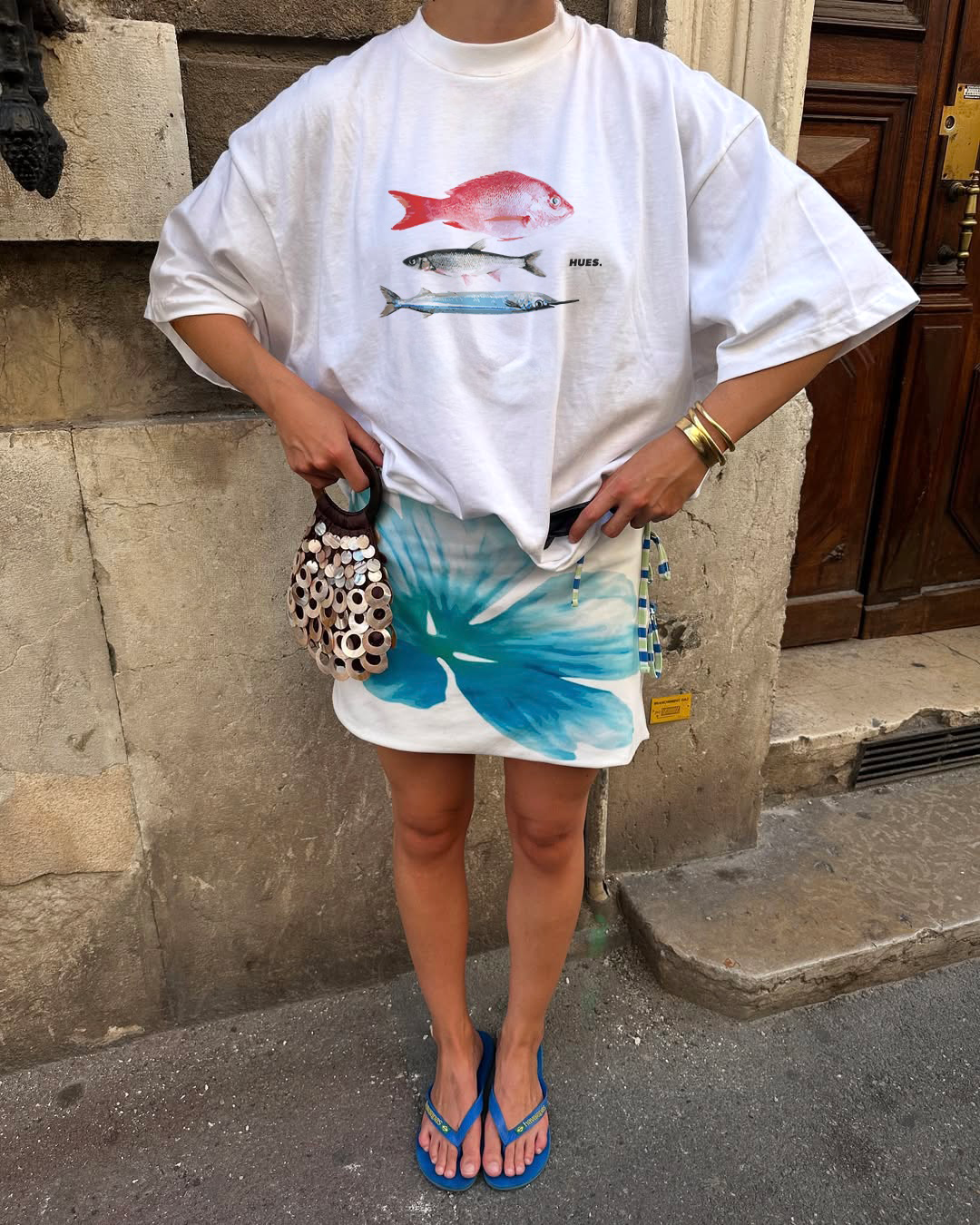 TRIPLE CATCH TEE