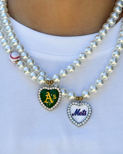 SPORTY METS NECKLACE