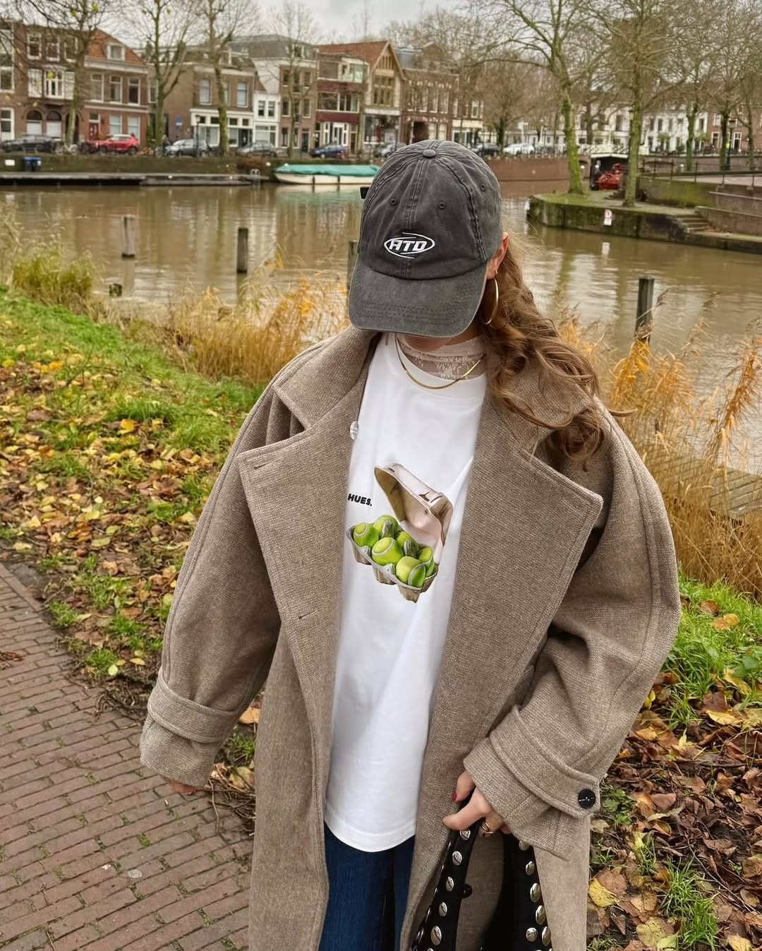 SERVE & SCRAMBLE TEE