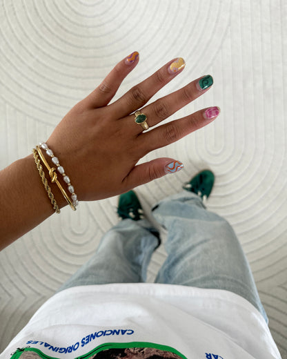 GREEN STONE RING - GOLD