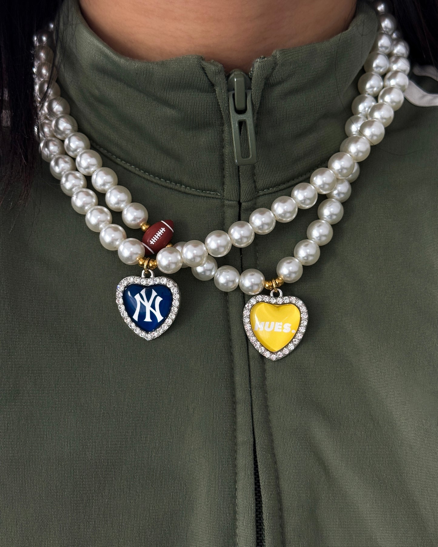SPORTY HUES NECKLACE