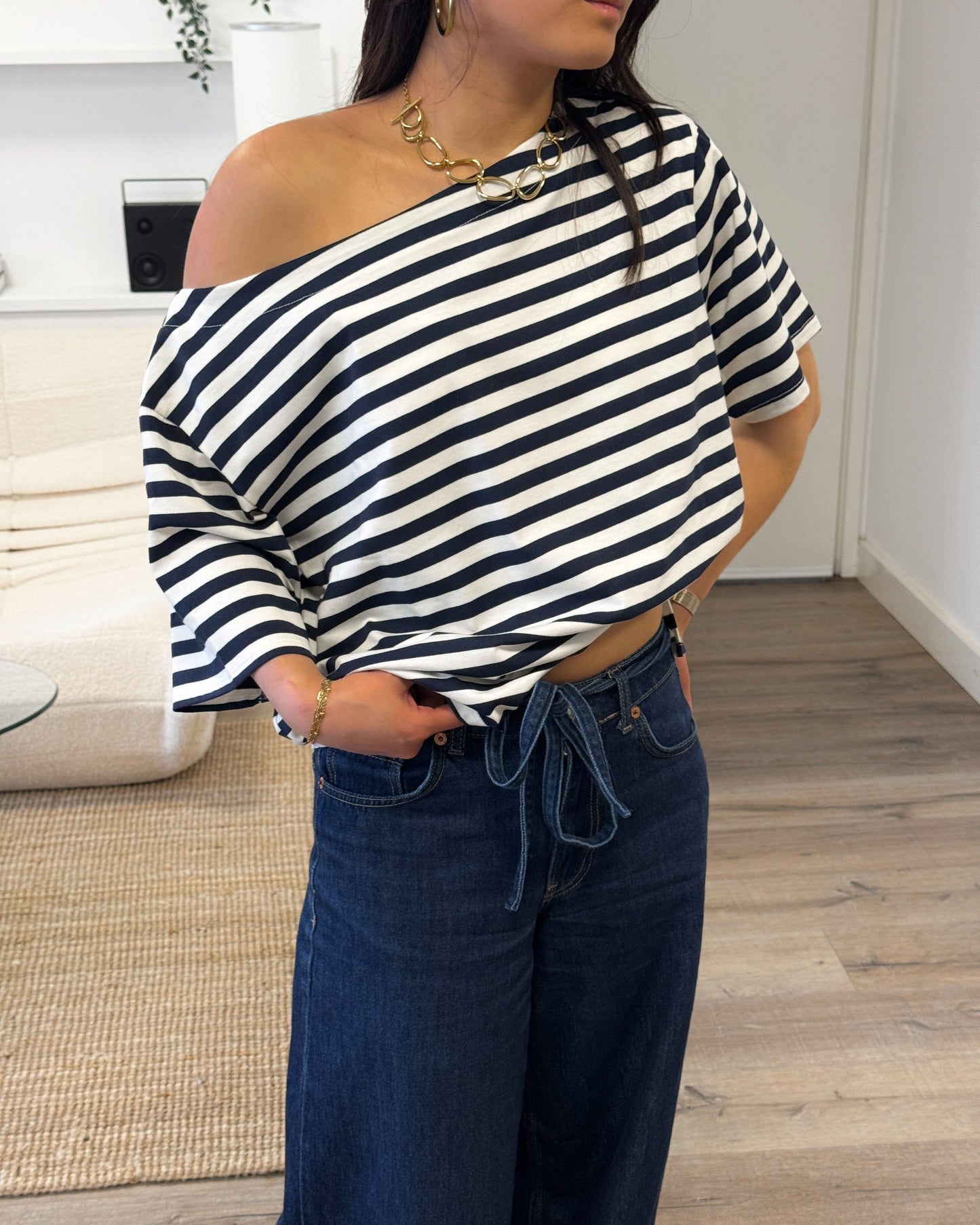STRIPED ASYMMETRICAL TEE - NAVY/WHITE