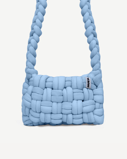 HUES STUDIOS | Shao bag Blue 🫐 | Lichtblauw | Chunky yarn | Crochet | Gehaakte tas | Voorzijde | Bestel nu!